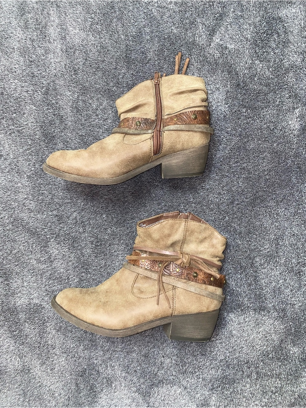 Maurices Tan Western Ankle Booties Size 9 Leather Detail Stacked Heel Boho - Picture 2 of 7